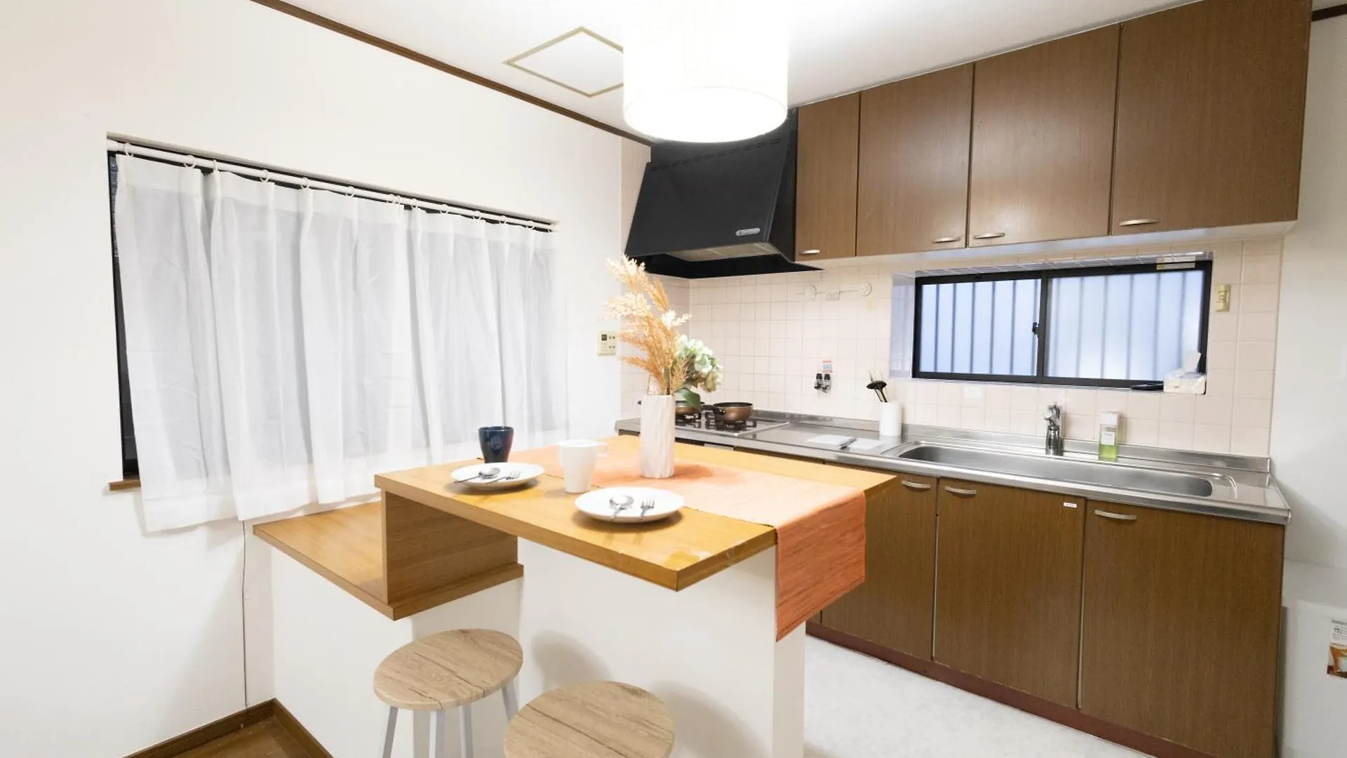 Ln20 New Kobe Villa Jr神戸駅徒歩7分!ペット可!最大16名宿泊可能な一軒家a